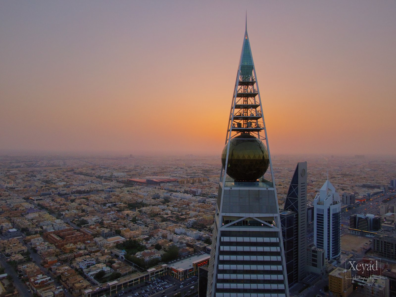 Al Faisaliah Tower